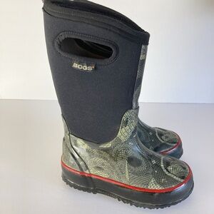 BOGS Kids' Classic Snake Winter Boots Black and Green Toddler Boy Size 11